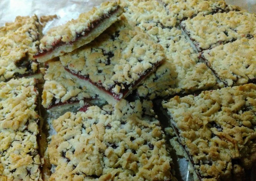 Печенье с вареньем и крошкой
