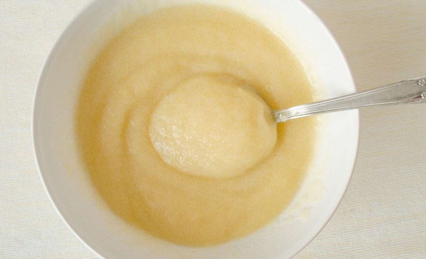 Лёгкий десерт из яблочного пюре