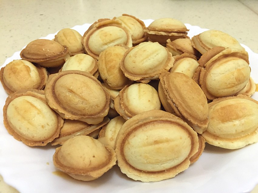 Печенье орешки со сгущенкой