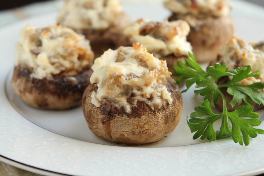 Шампиньоны запеченные с сыром