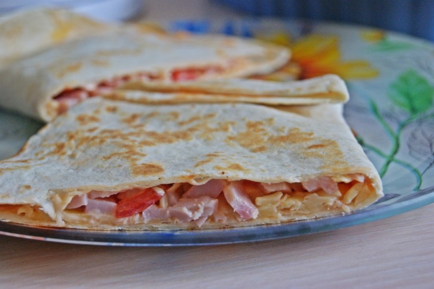 Сырные конвертики из лаваша