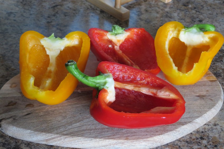 Лодочки из перца с начинкой