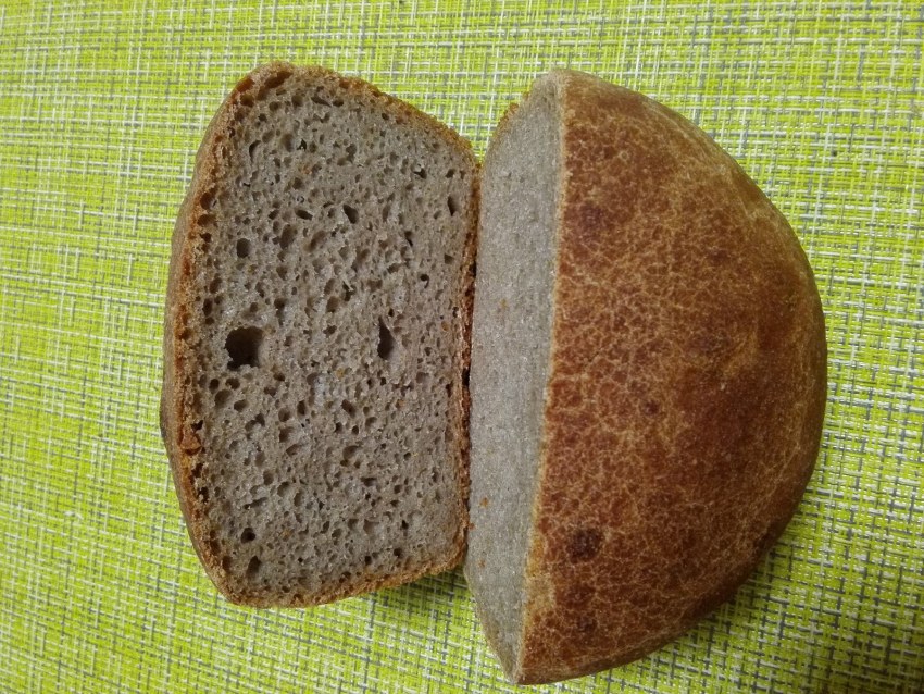 Хлеб на закваске из цельнозерновой муки