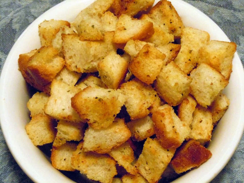 Чесночные гренки с сыром
