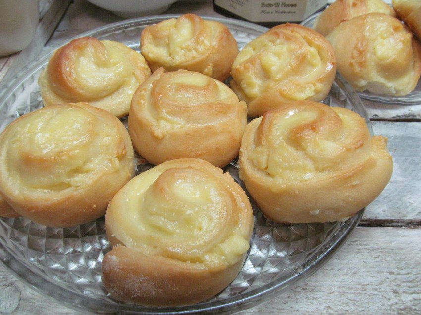 Булочки завитушки с творогом