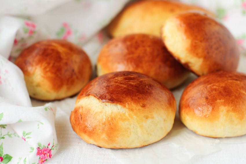 Рогалик булочка