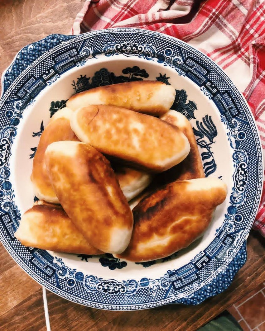 Пирожки жареные