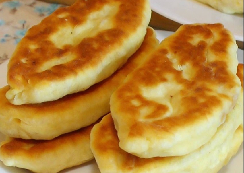Пирожки с мясом жареные