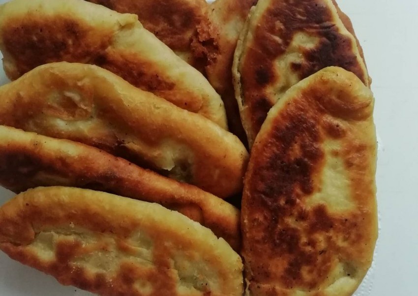 Пирожки жареные