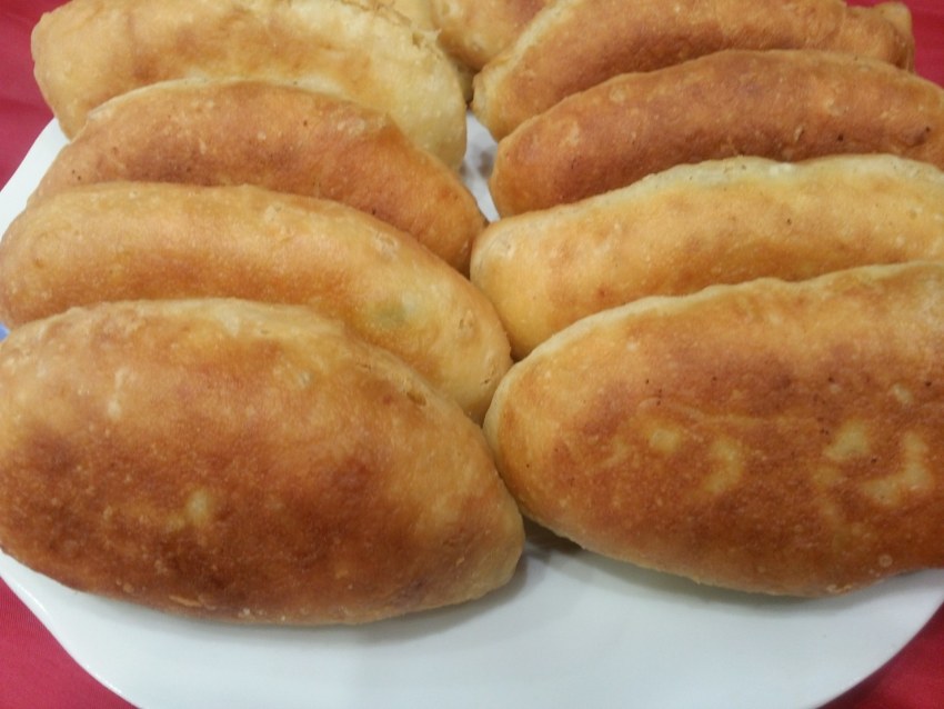 Пирожки жареные на сковороде