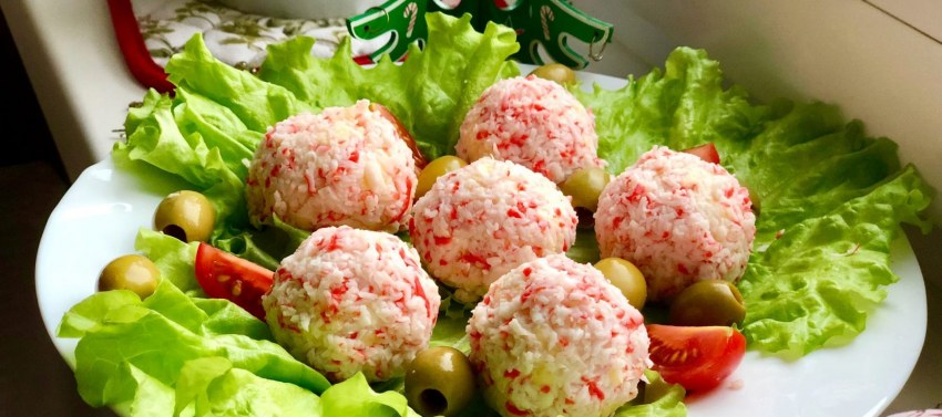 Сырные рафаэлки с крабовыми палочками