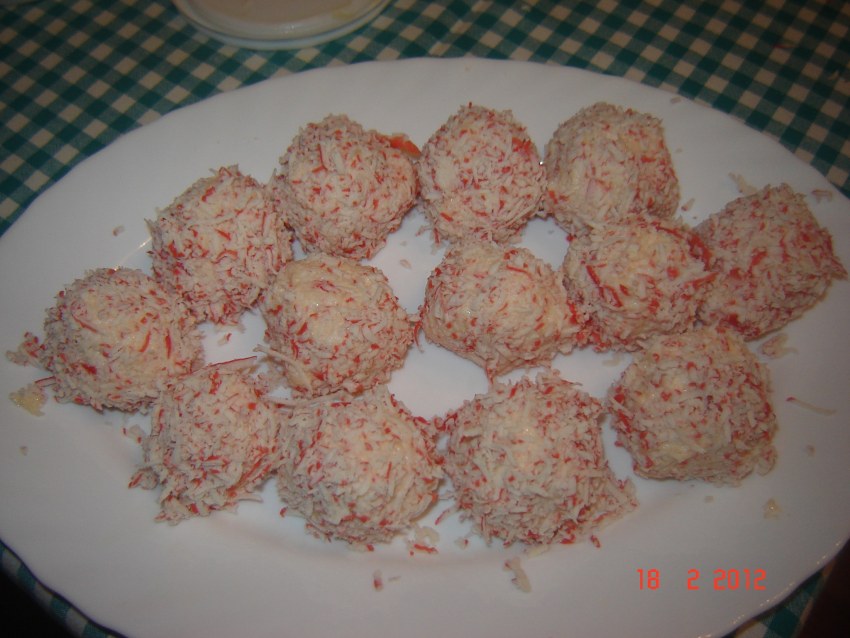 Вкусная закуска из крабовых палочек