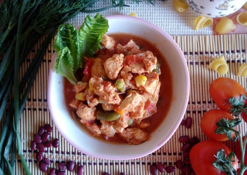 Курица с грибами в томате