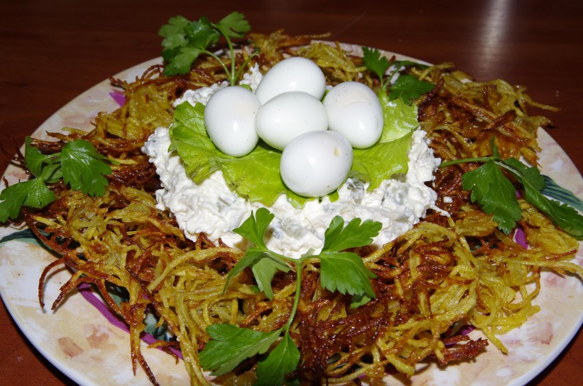 Салат глухариное гнездо