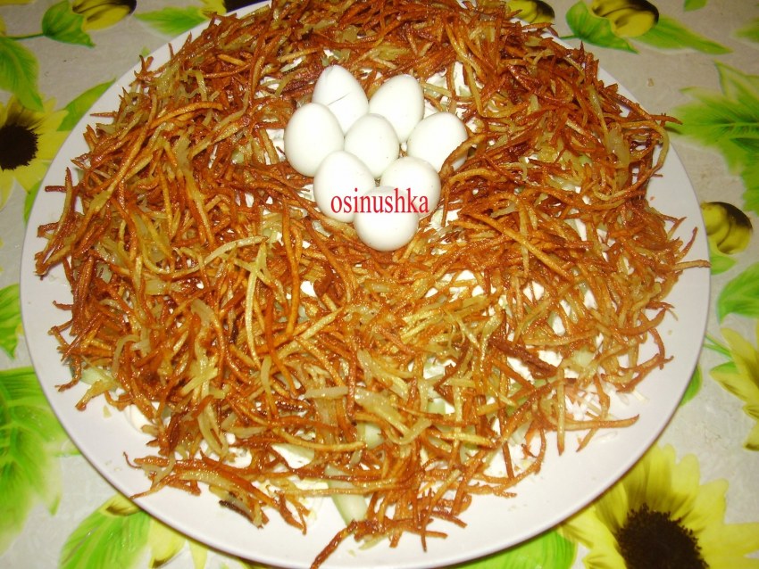 Салат глухариное гнездо классический