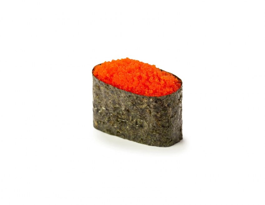 Гункан с икрой масаго
