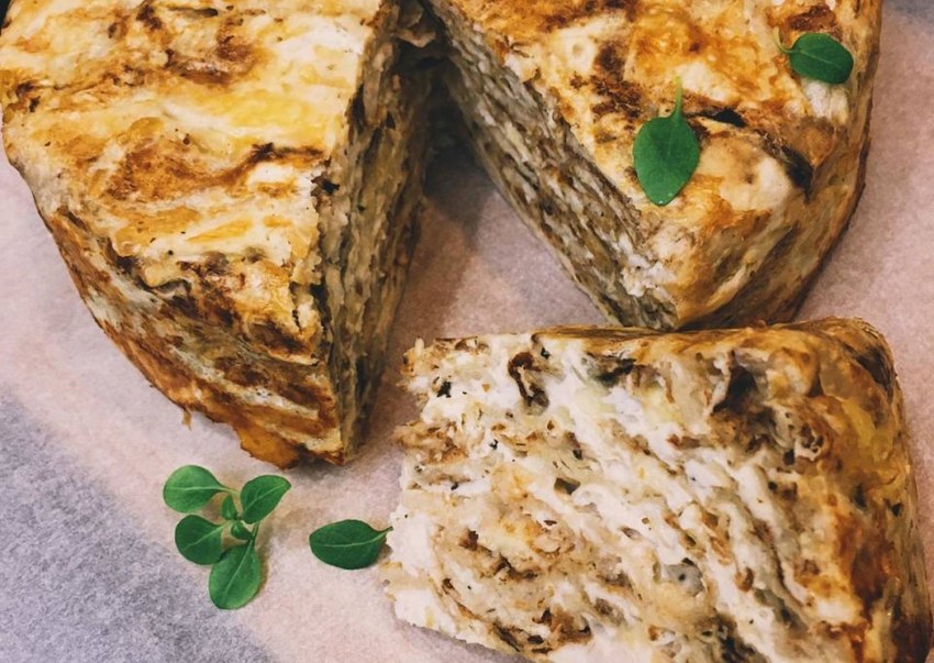 Пирог из лаваша с курицей и сыром
