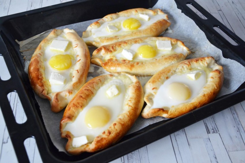 Хачапури по-аджарски в духовке