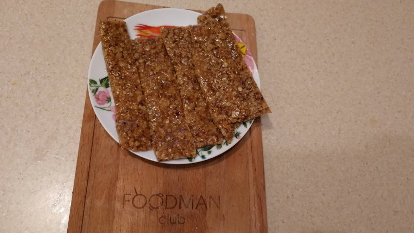 Козинаки из овсяных хлопьев