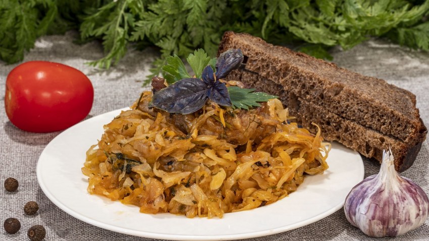 Бигус с квашеной капустой