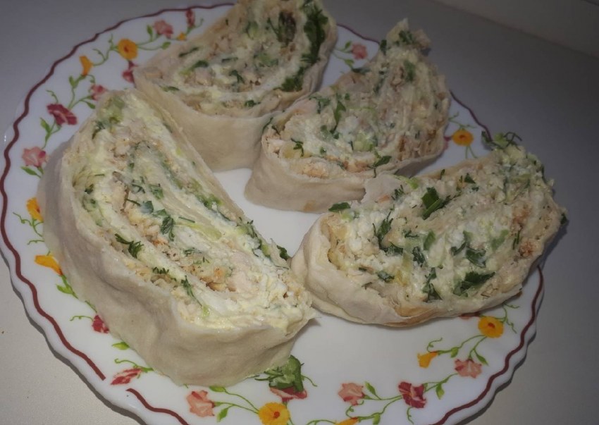 Лаваш с крабовыми палочками