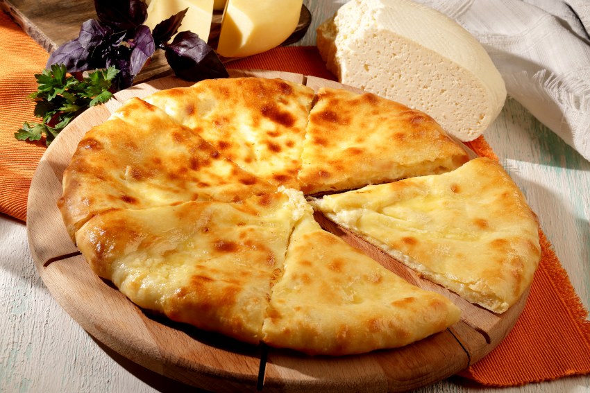 Грузинская кухня Аджарские хачапури