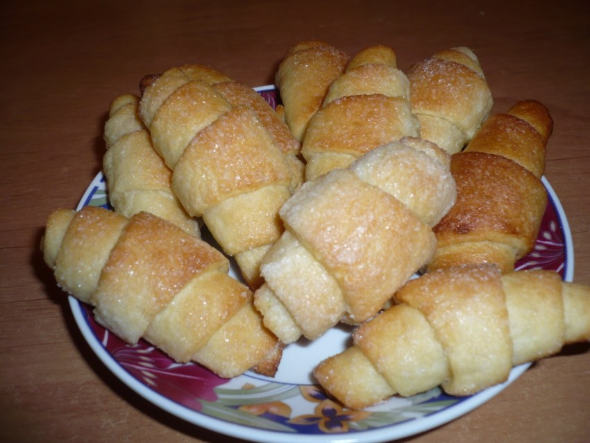 Рогалики с повидлом