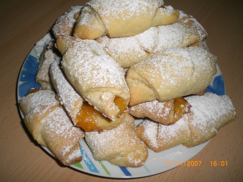 Рогалик булочка