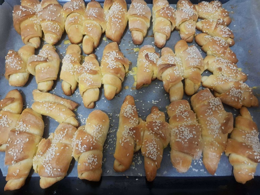 Рогалики с пудрой