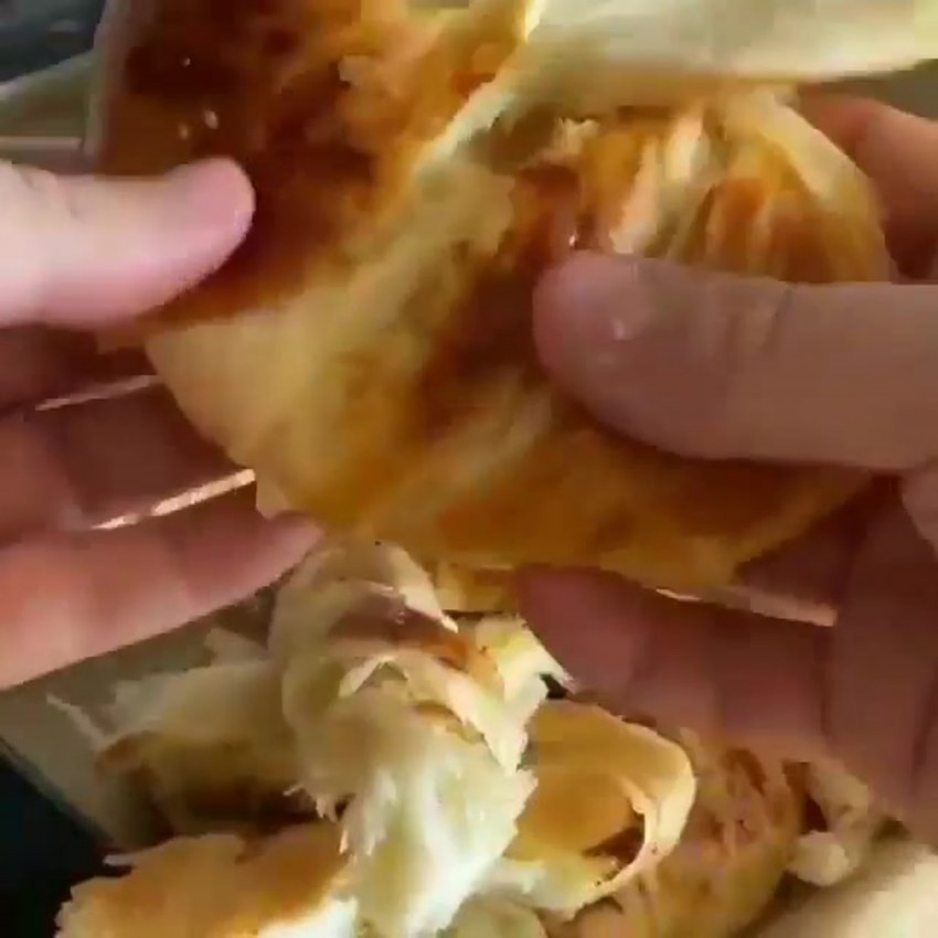 Пирог из лаваша с сыром и зеленью