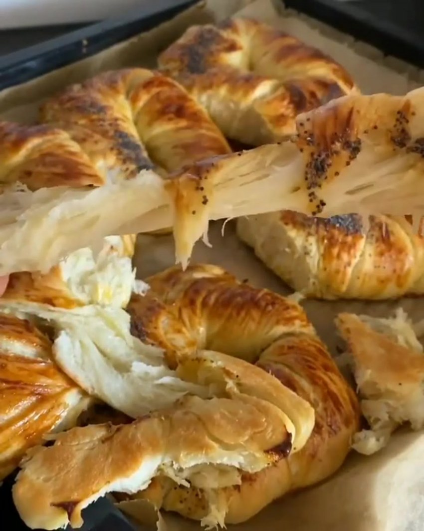 Турецкие булочки ачма с творогом