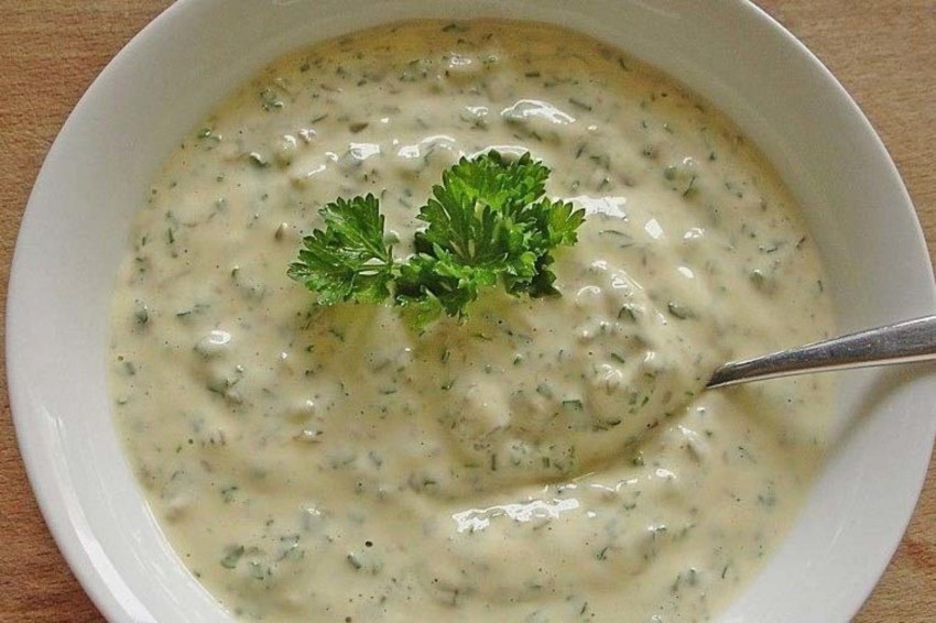 Лосось припущенный с овощами