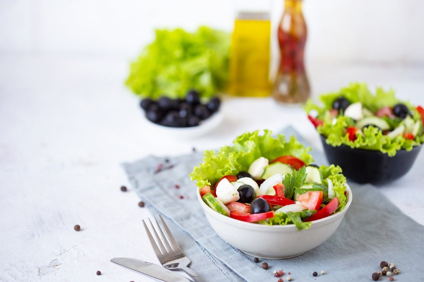 Salat Цезарь White