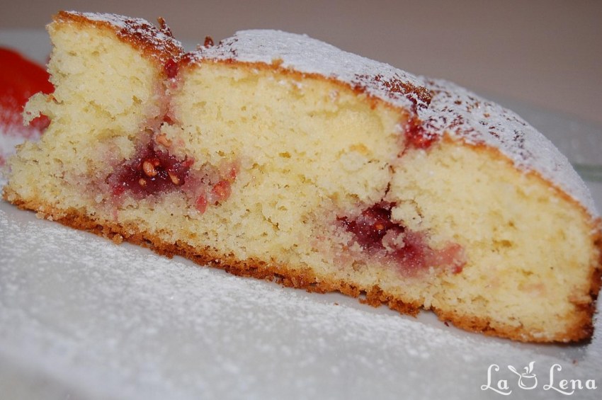 Пирог с джемом