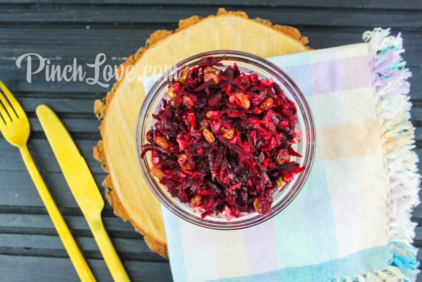 Салат с тертой свеклой и орехами