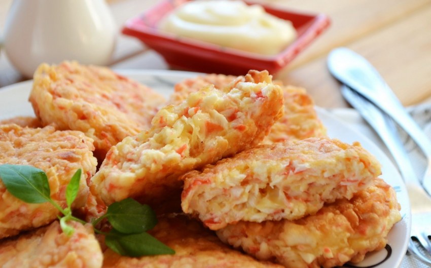 Крабовые палочки в кляре и панировочных сухарях