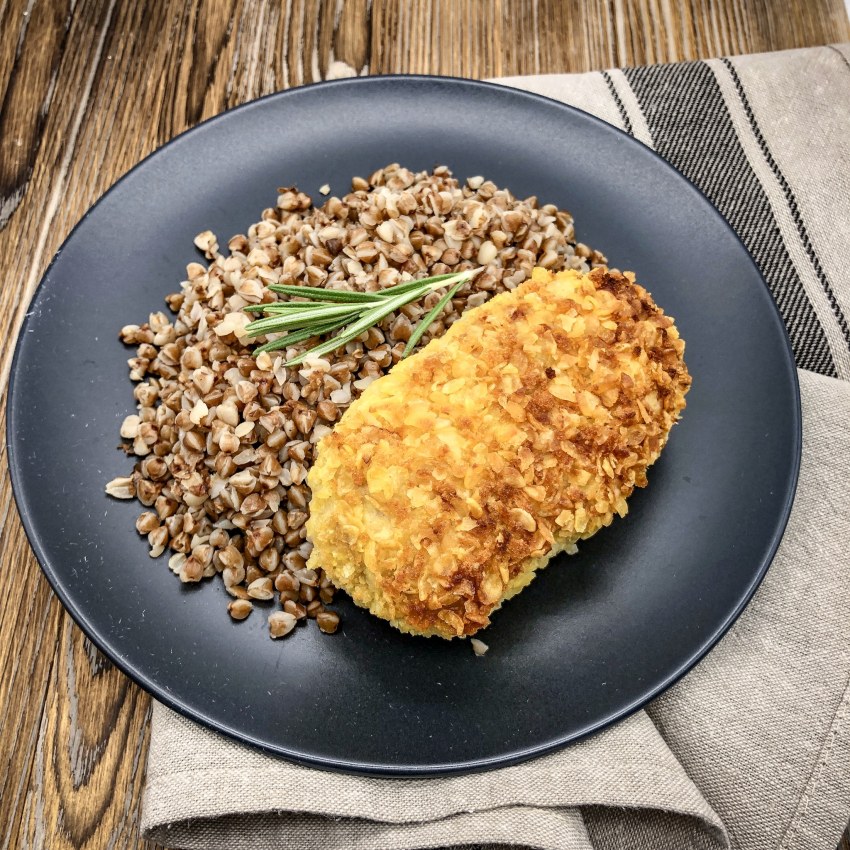 Куриные котлеты с гречкой