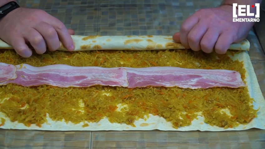 Пирог капустник заливной