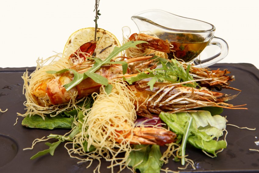Лангустины катаифи