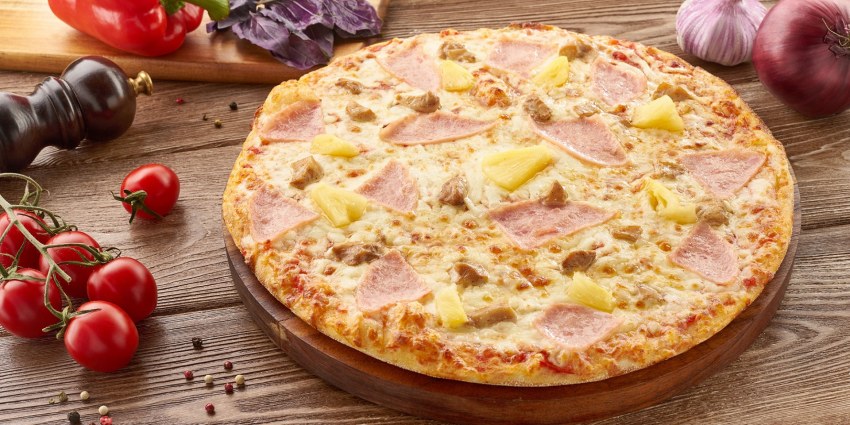 Пицца Гавайская с ананасами