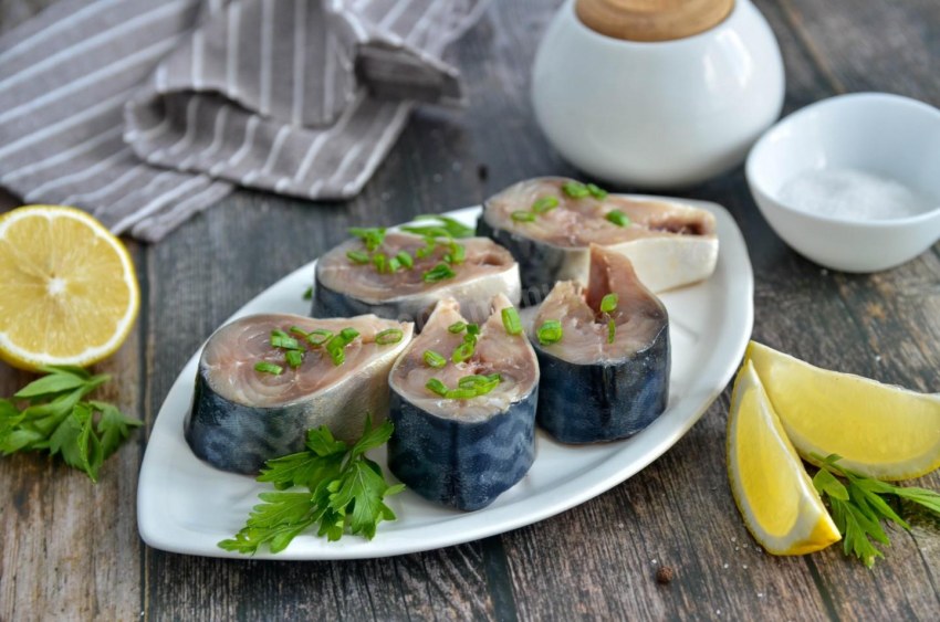 Рыба скумбрия запеченная