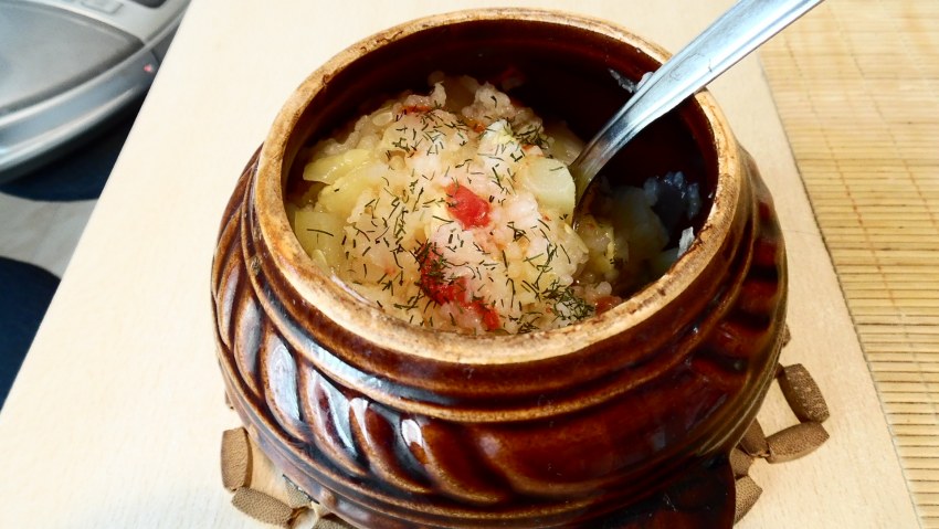 Куриный плов в горшочках