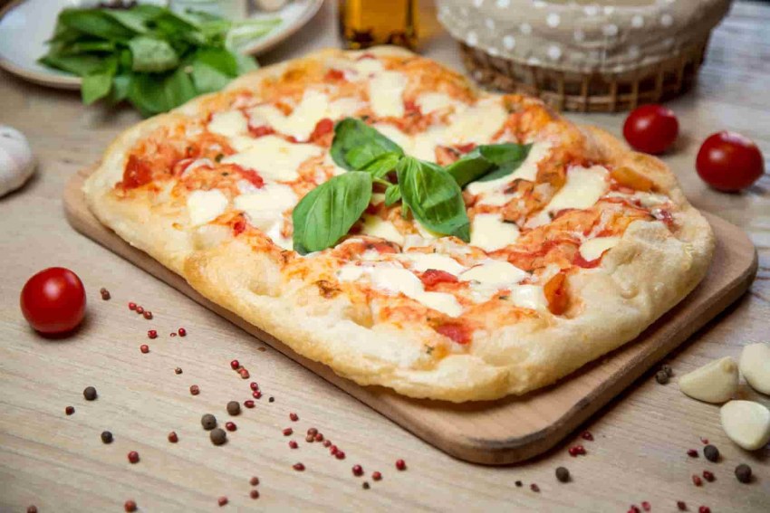 Римская пицца Маргарита