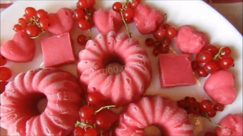 Желе из красной смородины с агар-агаром