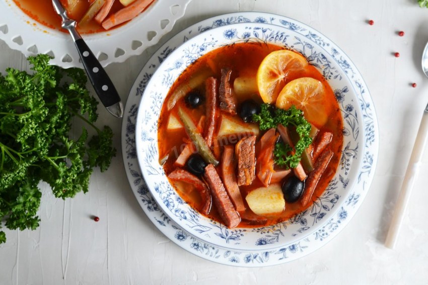 Солянка сборная с оливками