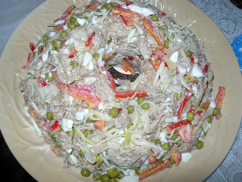 Салат гнездо глухаря Глобус