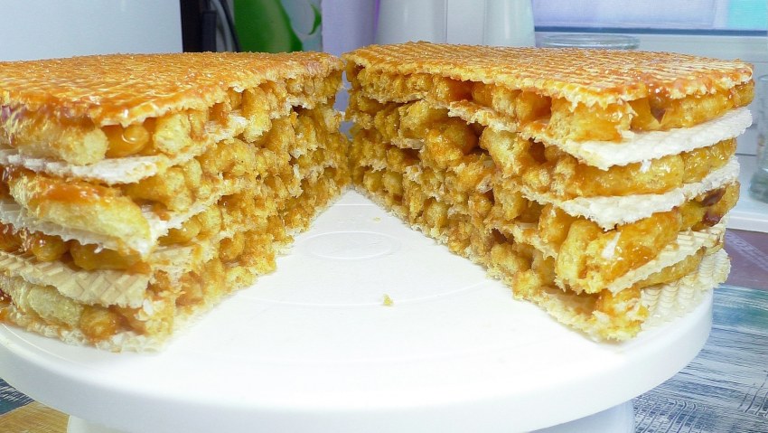 Сладости из вафельных коржей