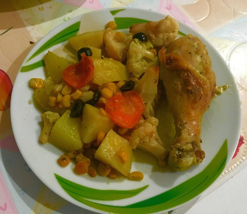 Грузинское блюдо с орехами и курицей