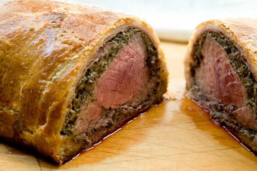 Мясо биф Веллингтон