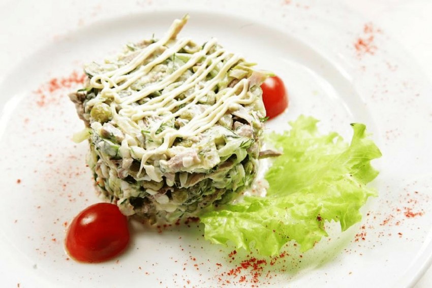 Салат Купеческий со свининой
